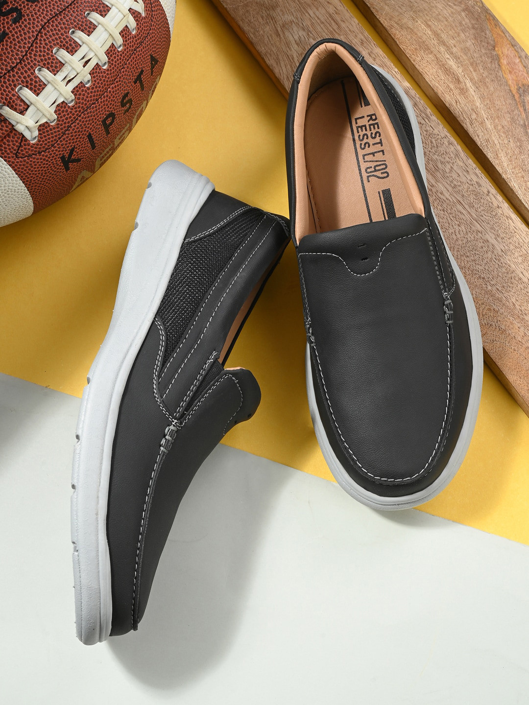 

SPYKAR Men Textured Contrast Sole Slip-On Sneakers, Black