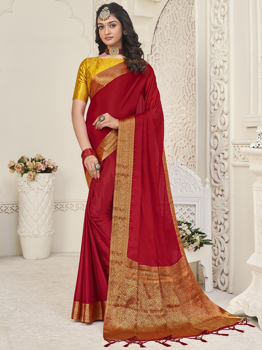 

Mitera Red & Gold-Toned Zari Banarasi Saree