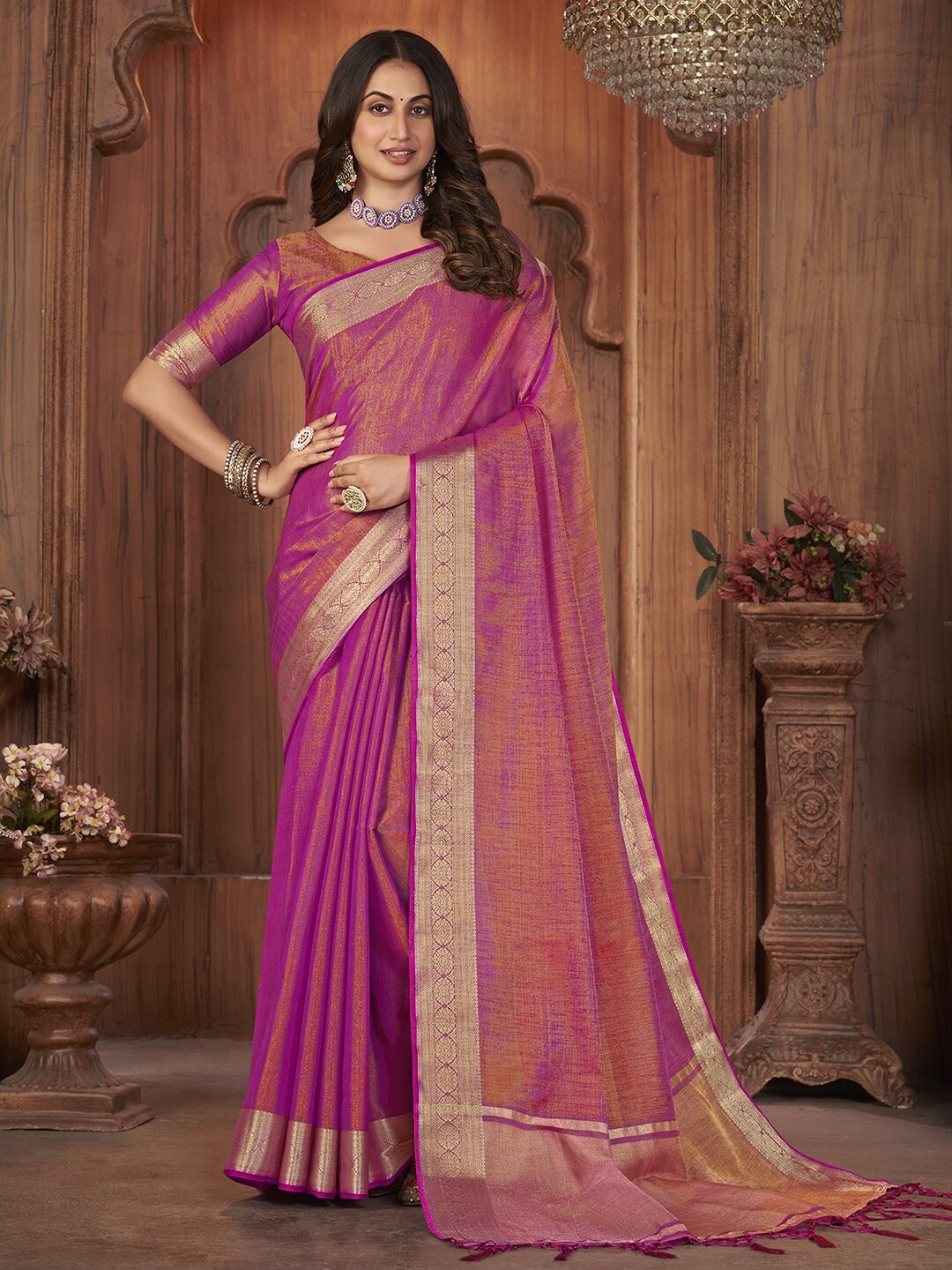 

Mitera Pink & Gold-Toned Zari Tissue Saree