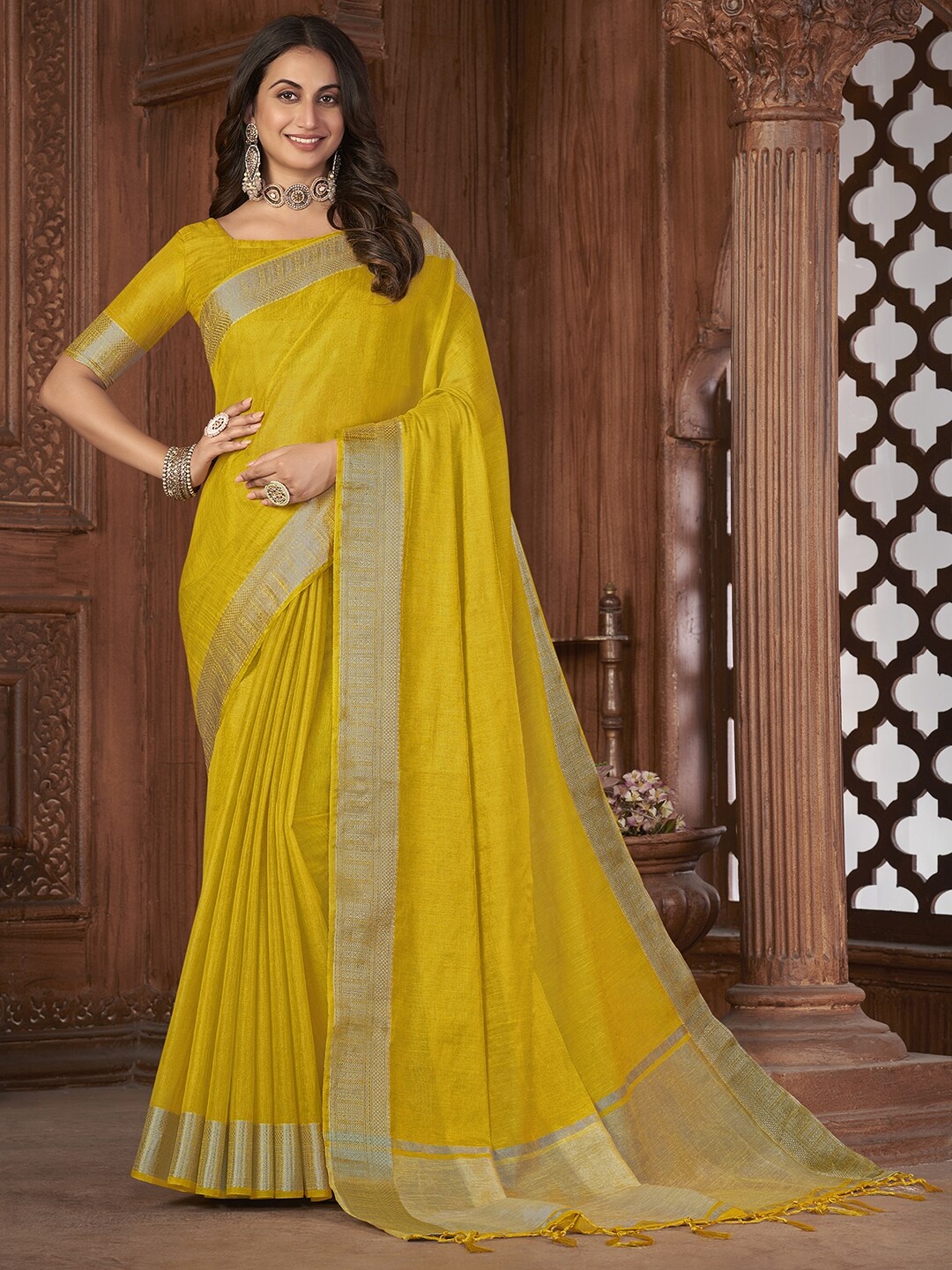 

Mitera Yellow & Gold-Toned Zari Tissue Saree