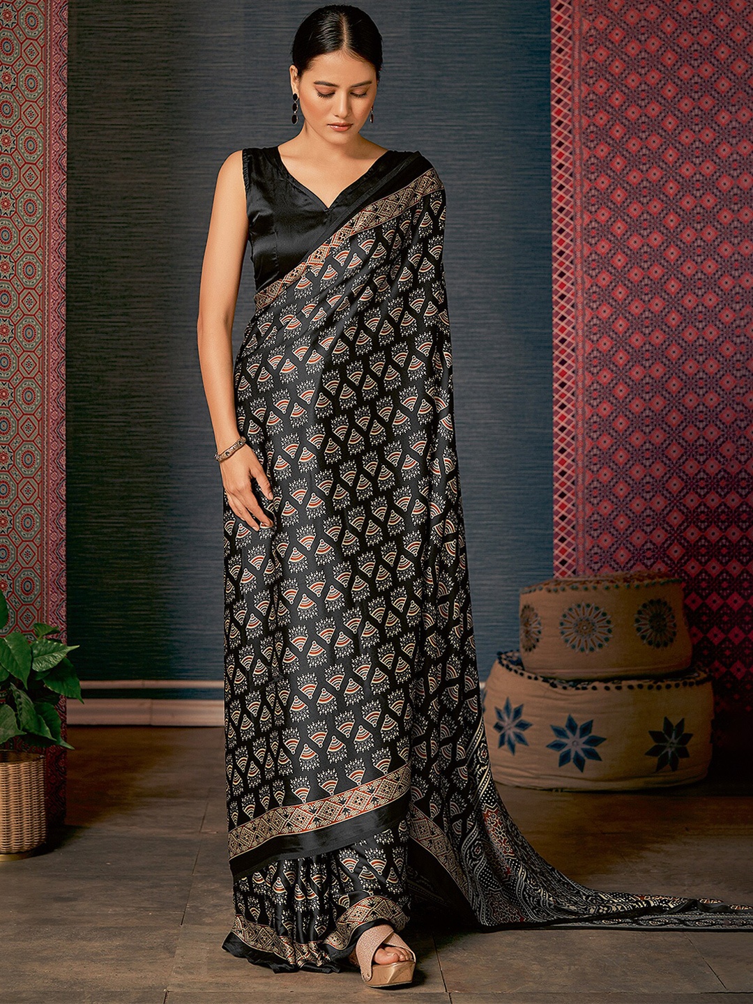 

Saree mall Black & Off White Ajrak Printed Block Print Saree