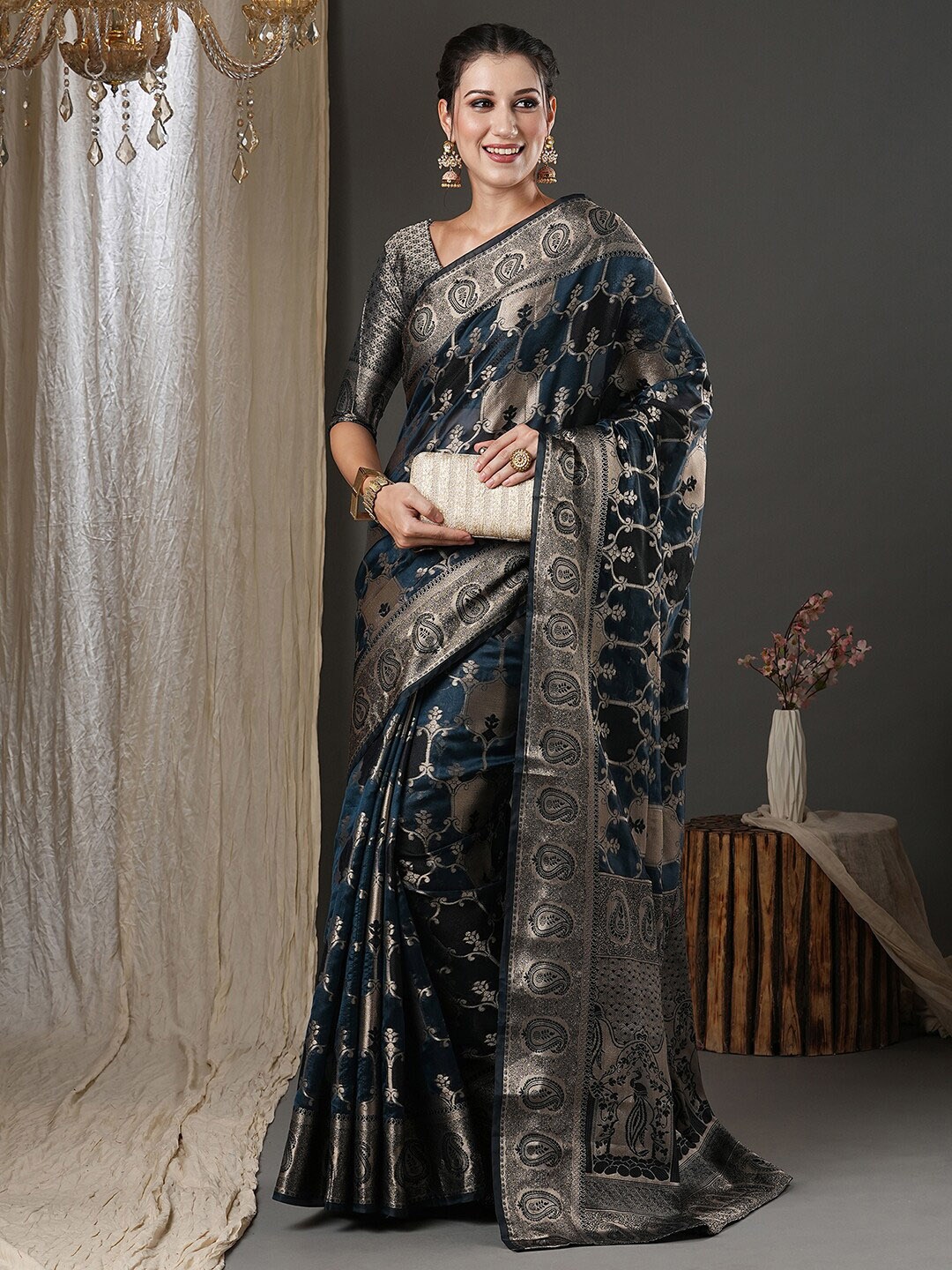 

Saree mall Teal & Gold-Toned Woven Design Zari Organza Banarasi Saree