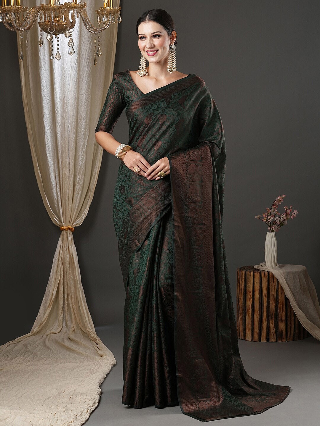 

Saree mall Green & Gold-Toned Woven Design Zari Banarasi Saree