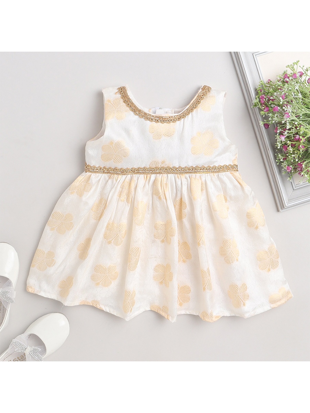 

MANY FROCKS & Girls Embellished Sleeveless Cotton Fit & Flare Ethnic Dress, Cream