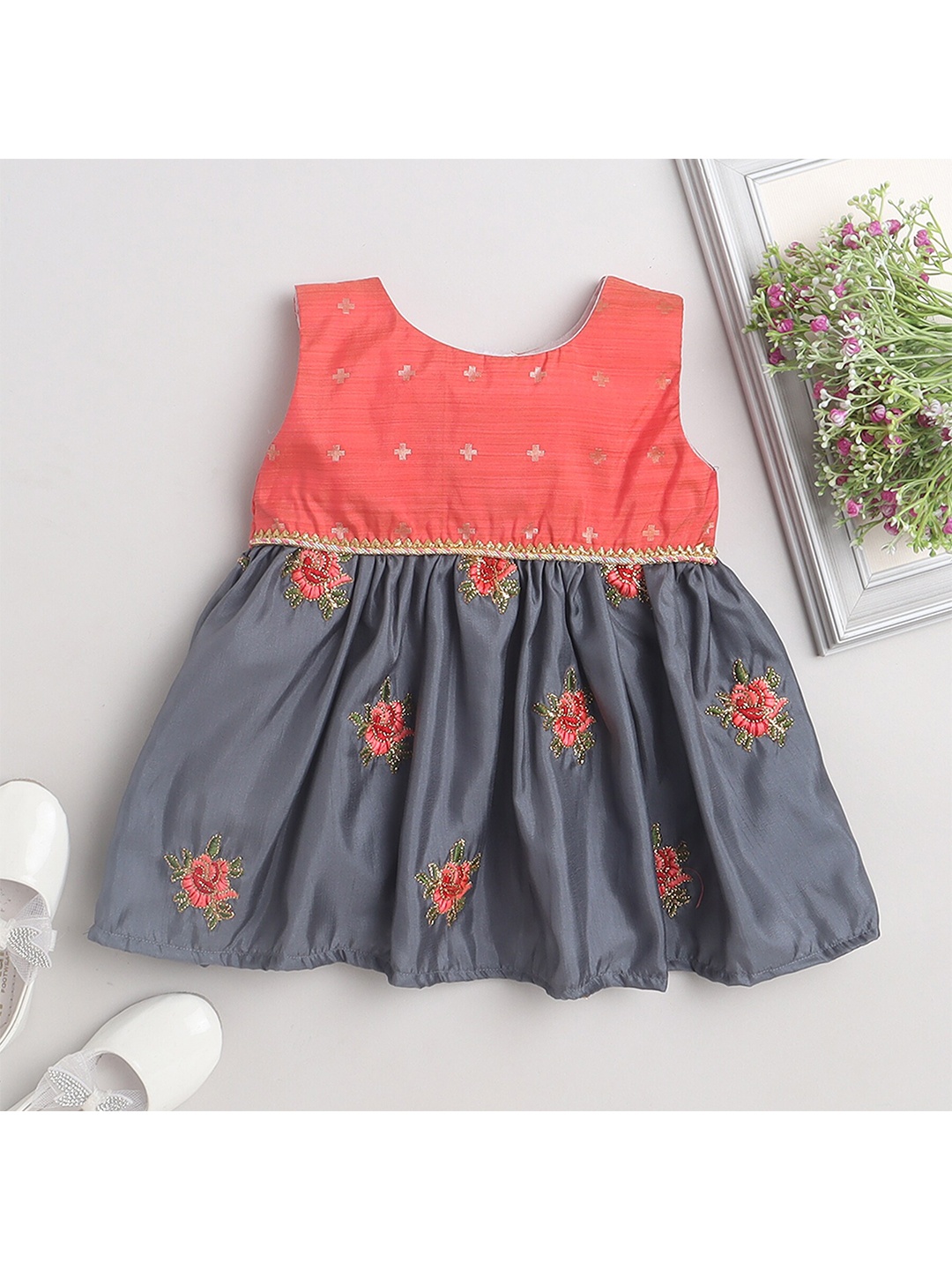 

MANY FROCKS & Infants Girls Floral Embroidered Lace Inserts Fit & Flare Ethnic Dress, Grey