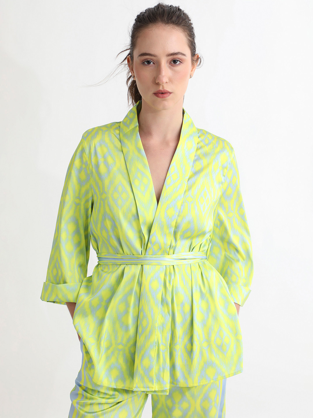 

RAREISM Woven Design V-Neck Roll-Up Sleeves Wrap Top, Yellow