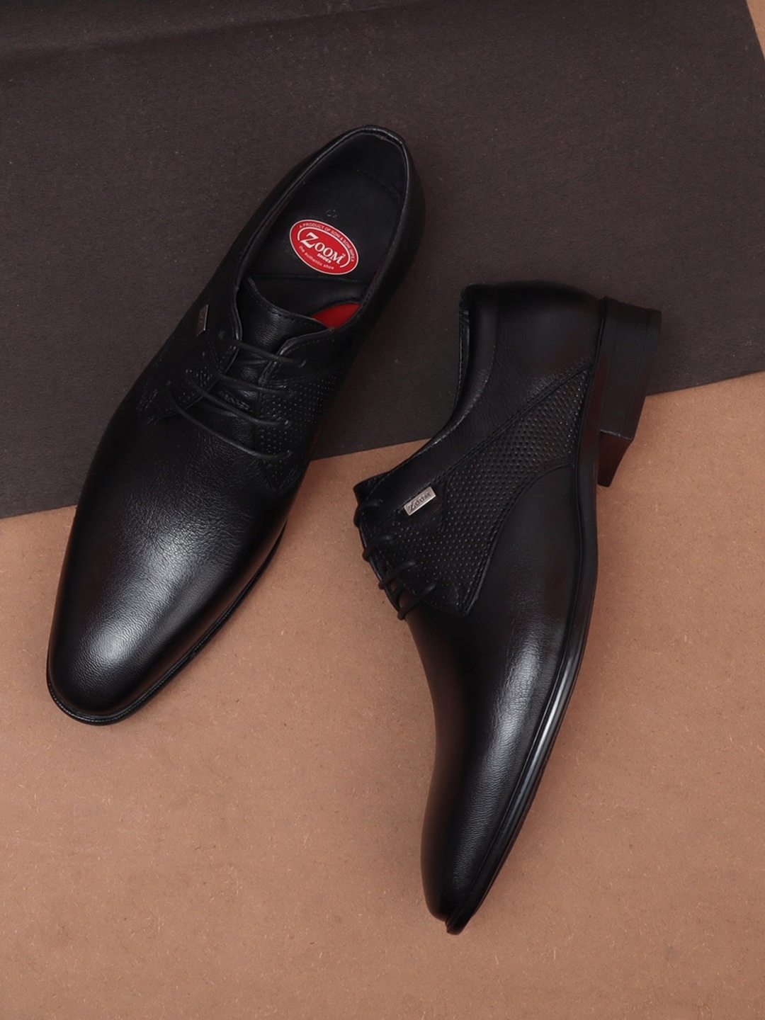 

Zoom Shoes Men Textured Leather Formal Derbys, Black