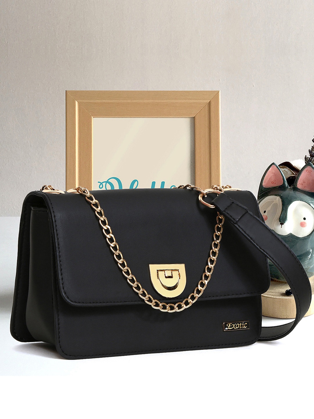 

Exotic Structured Sling Bag, Black