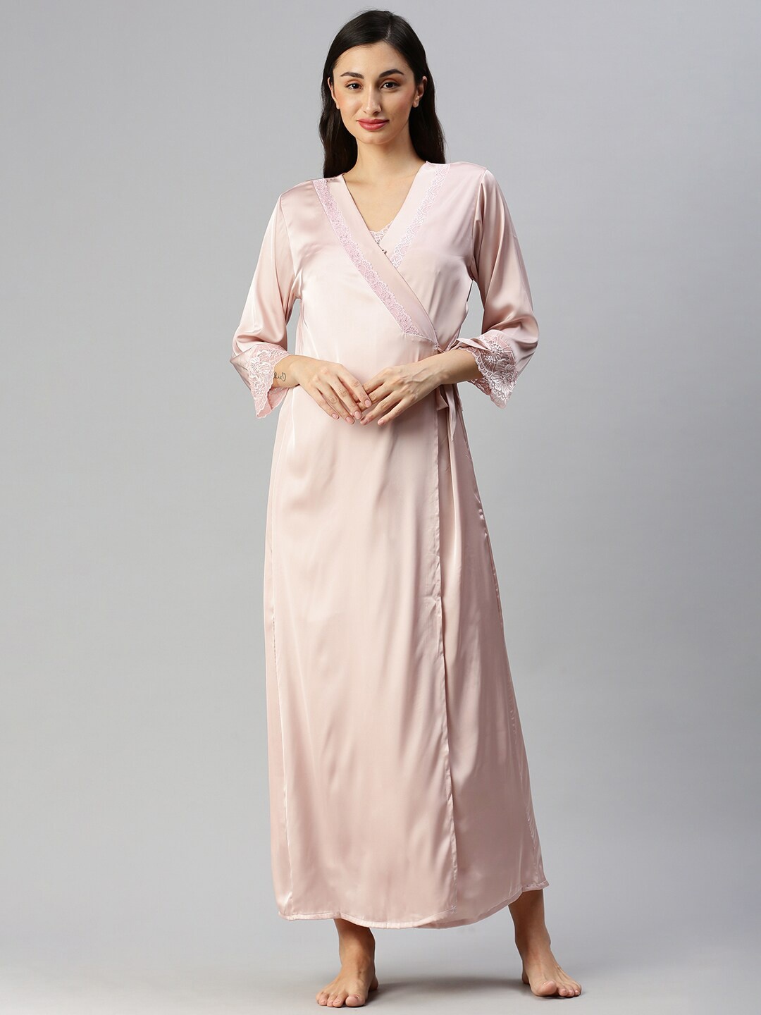 

9shines Label Shoulder Strap Satin Nightdress With Robe, Peach
