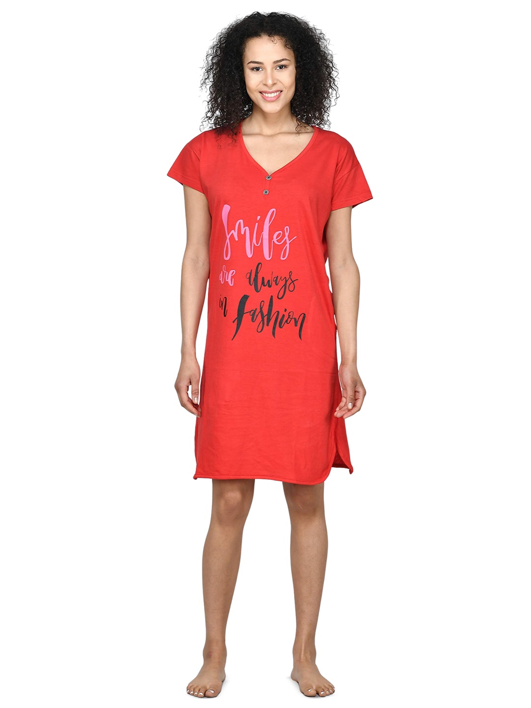 

Noty Typography Printed V-Neck Cotton T-Shirt Nightdress, Red