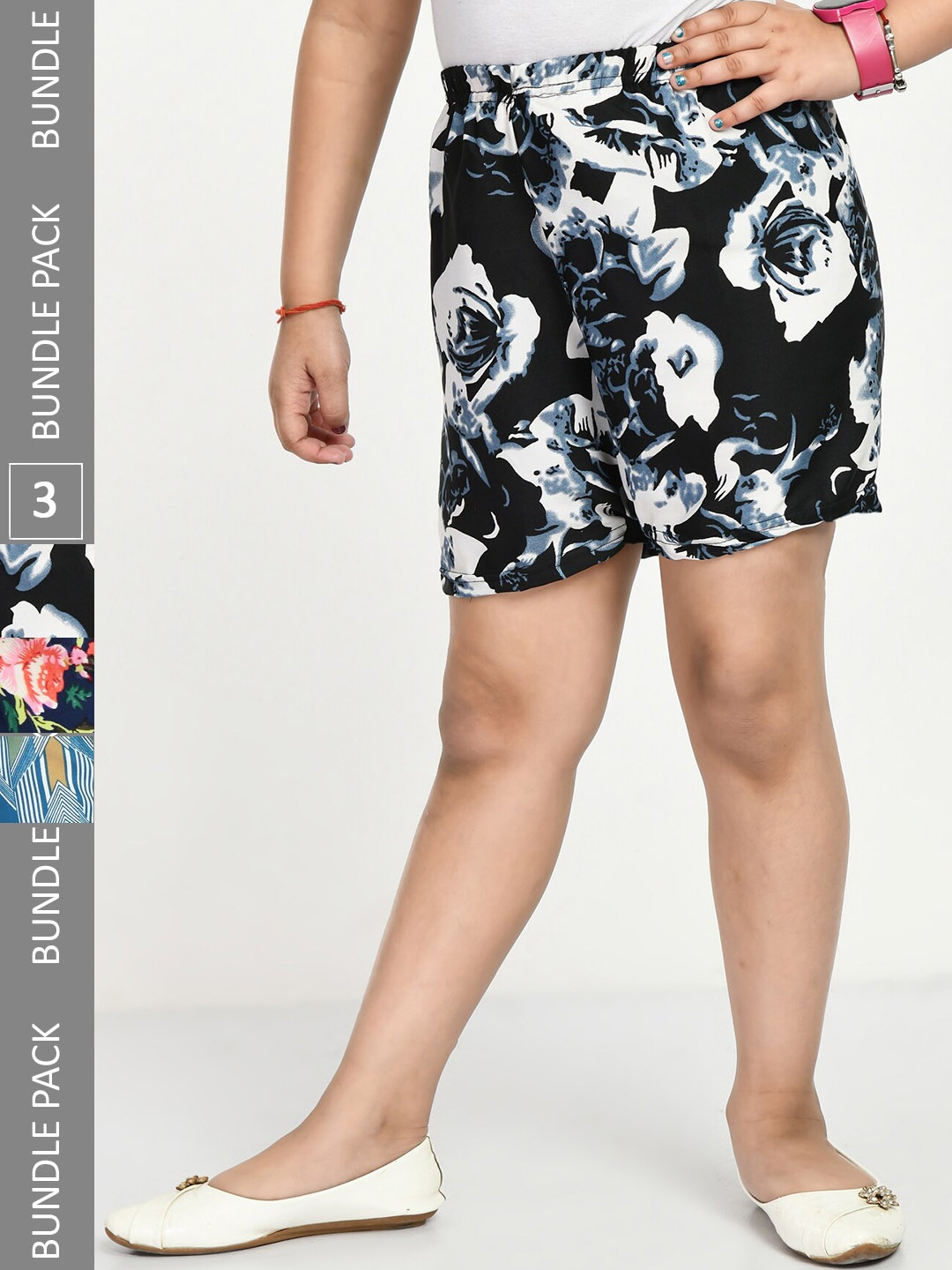 

IndiWeaves Girls Pack Of 3 Printed High-Rise Shorts, Navy blue