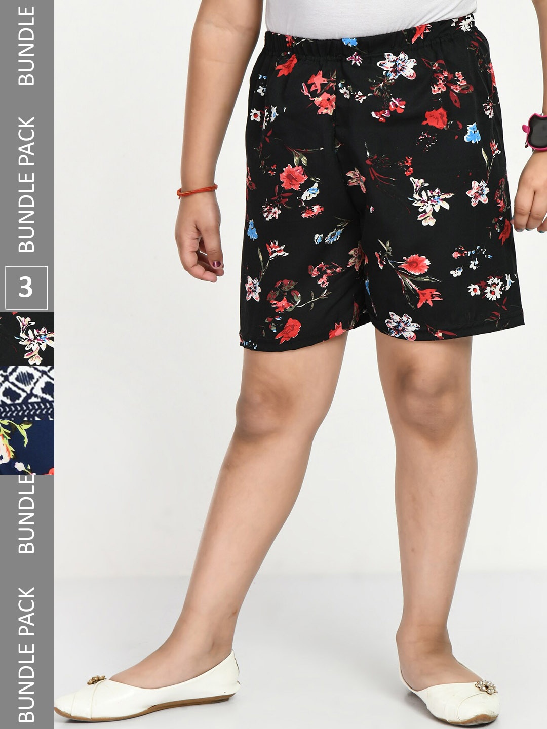 

IndiWeaves Girls Pack Of 3 Floral Printed High-Rise Shorts, Black