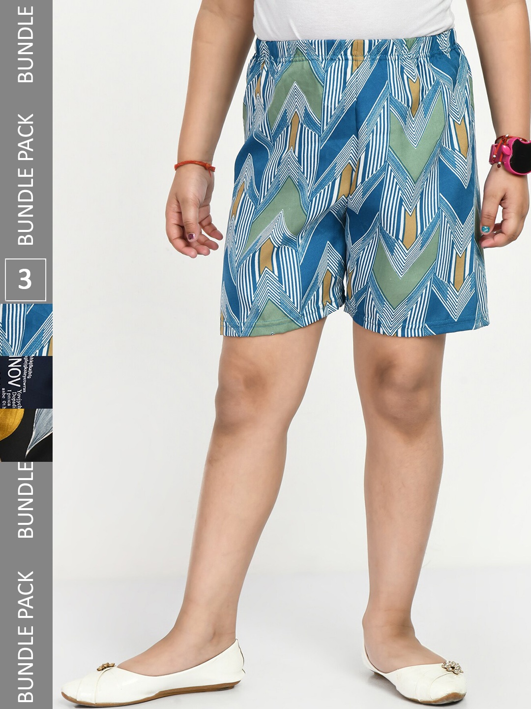 

IndiWeaves Girls Pack Of 3 Geometric Printed High-Rise Crepe Shorts, Blue