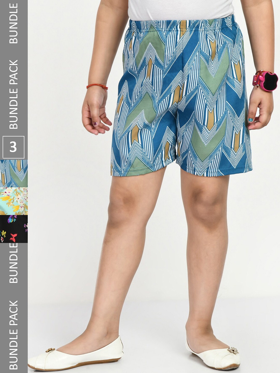 

IndiWeaves Girls Pack Of 3 Floral Printed High-Rise Shorts, Navy blue