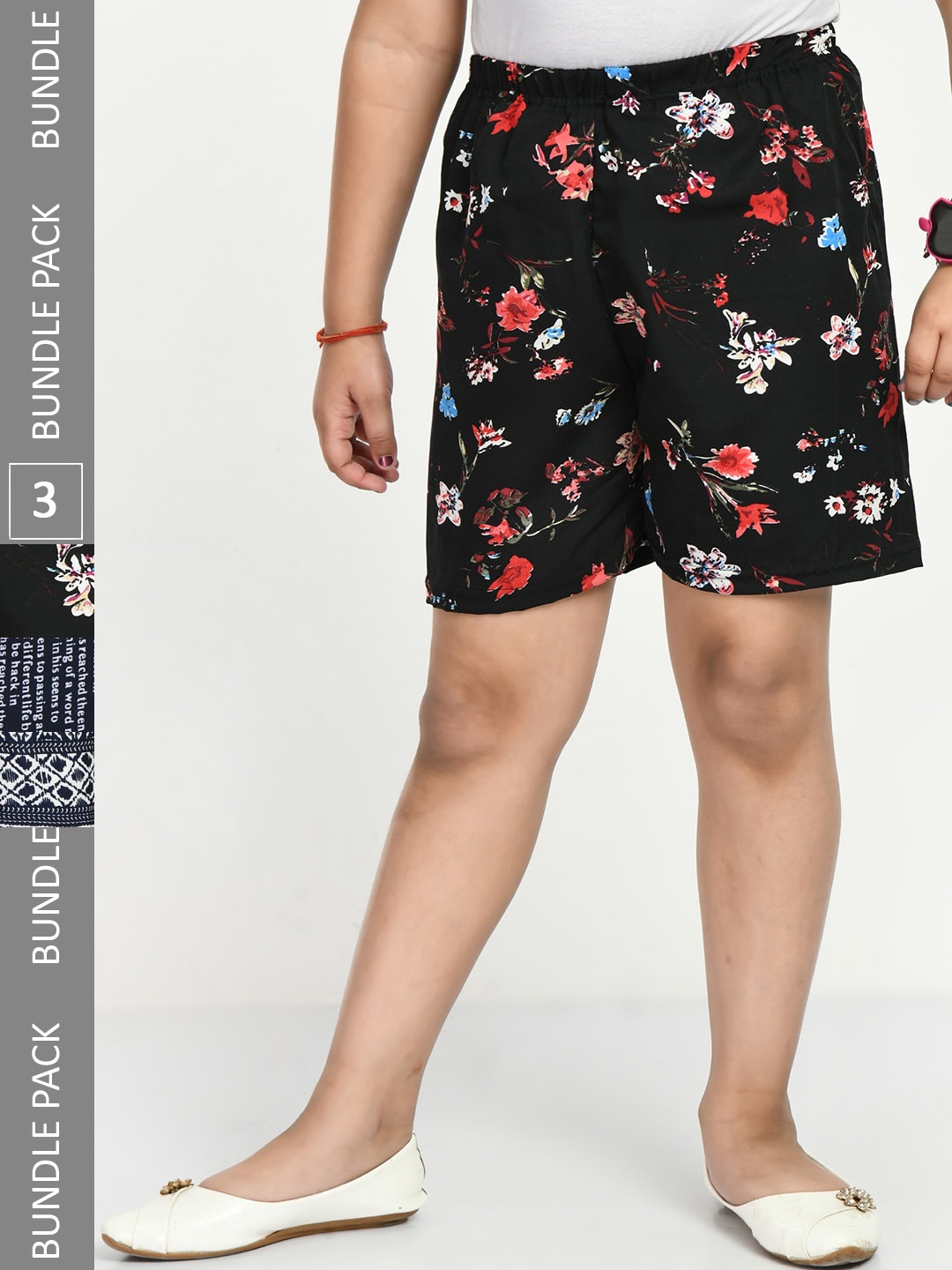 

IndiWeaves Girls Pack Of 3 Floral Printed High-Rise Shorts, Navy blue