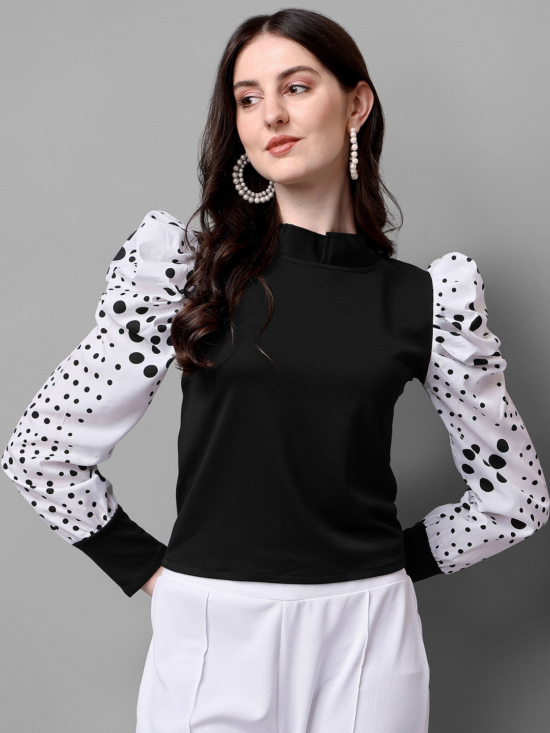 

Adokedo Polka Dots Printed High Neck Cuffed Sleeves Regular Top, Black