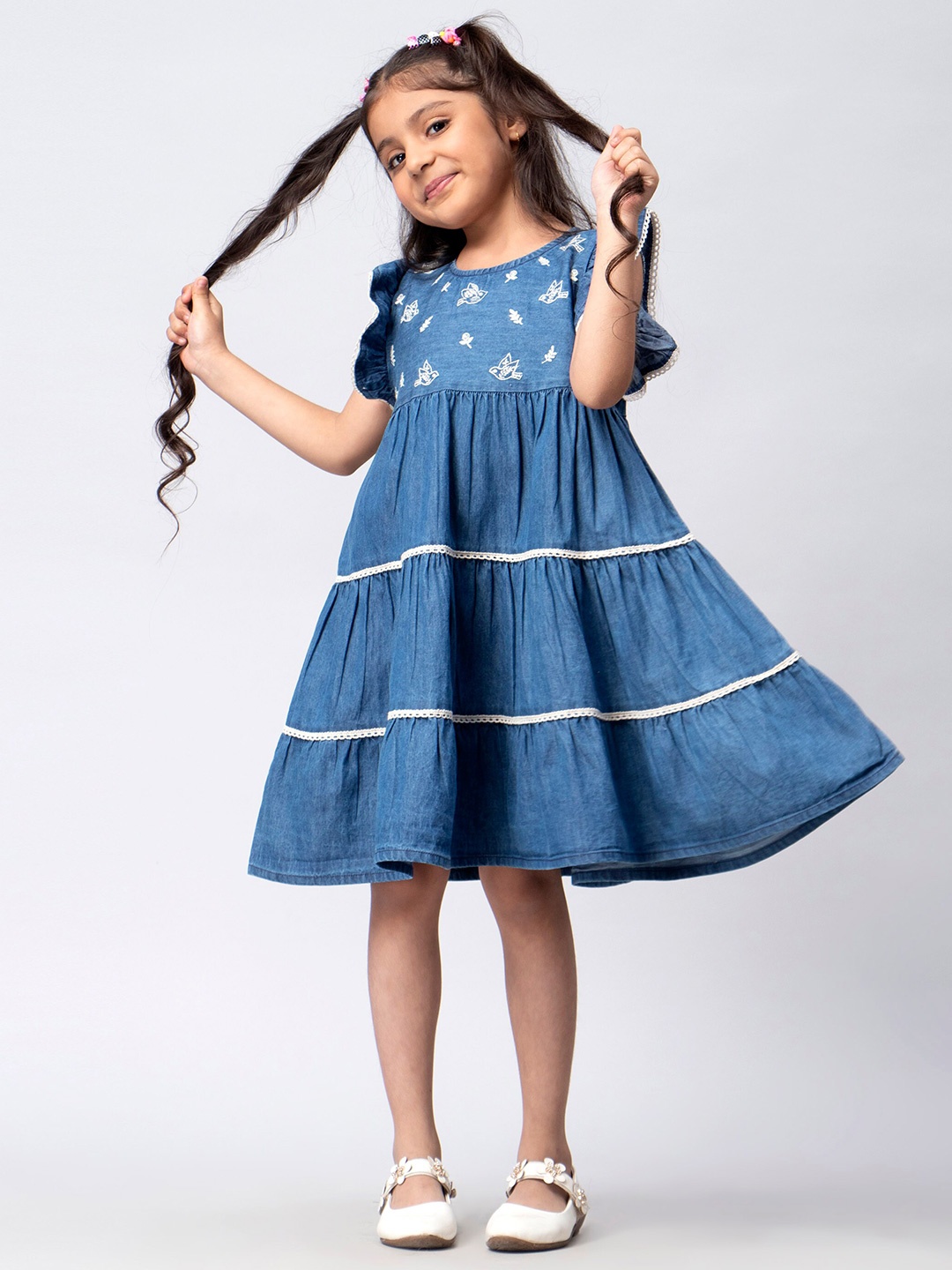 

HERE&NOW Girls Navy Blue & White Embroidered Flutter Sleeves Cotton A-Line Dress