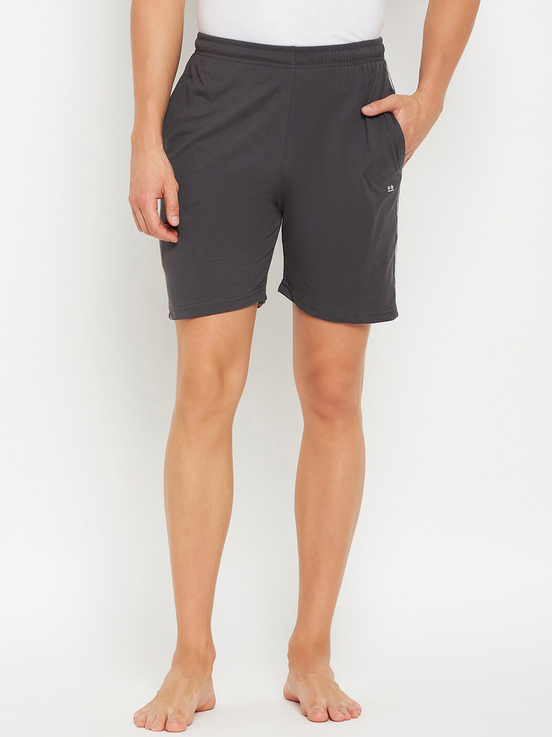 

Okane Men Mid-Rise Lounge Shorts, Grey