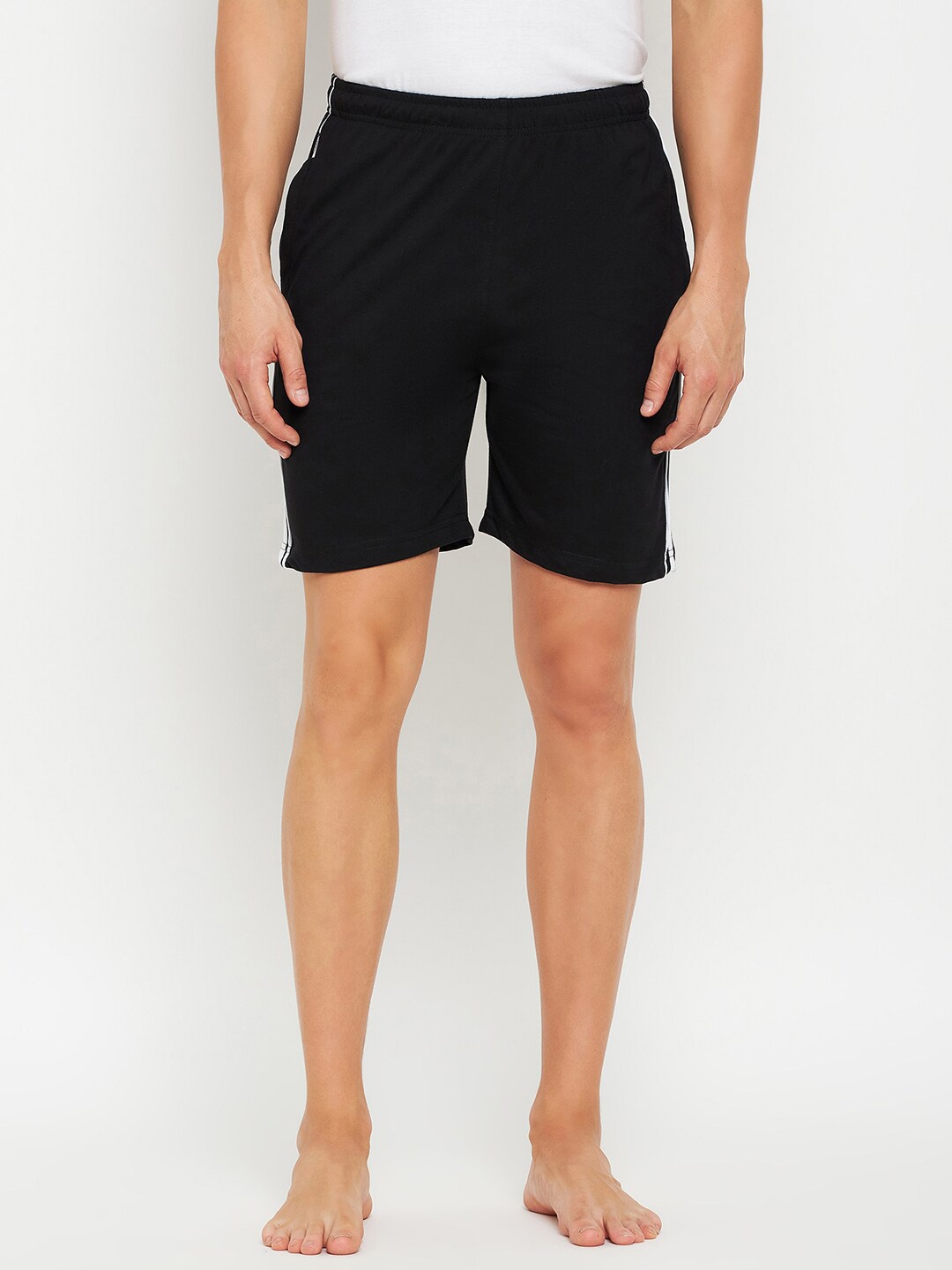 

Okane Men Mid-Rise Striped Lounge Shorts, Black