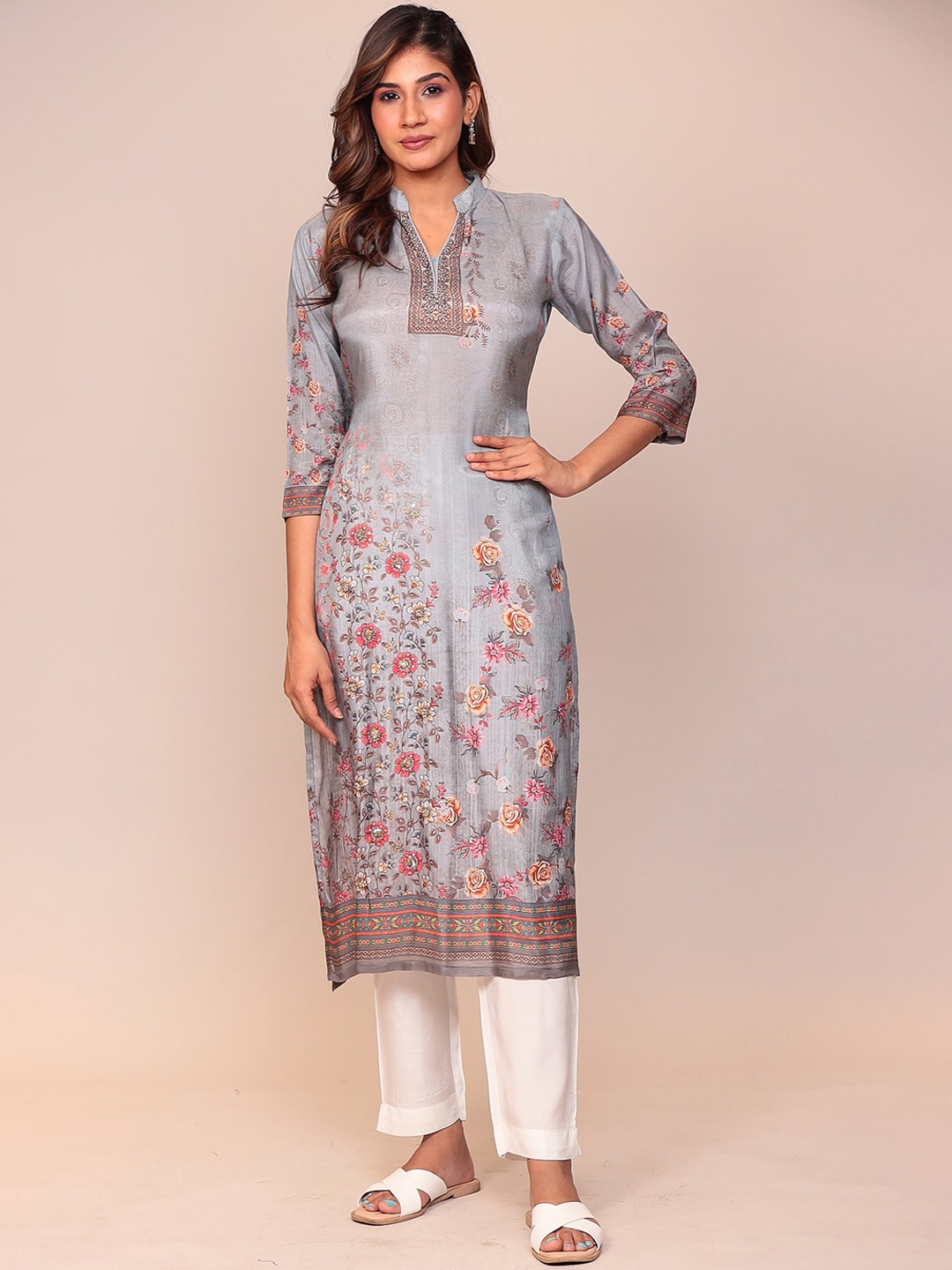 

ZARI Floral Printed Sequinned Kurta, Grey