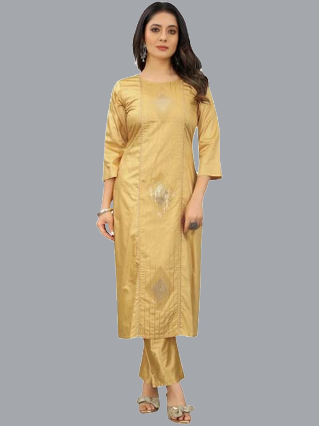 

PERFECTBLUE Embroidered Sequinned Kurta with Trousers, Gold