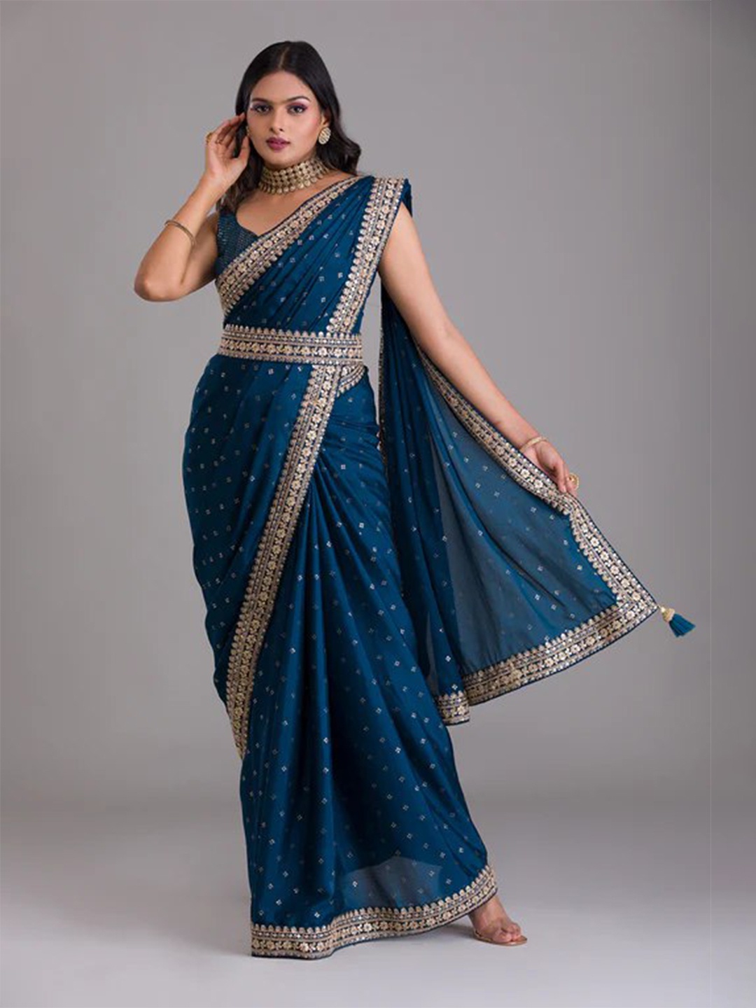 

Fashion Basket Ethnic Motifs Embroidered Saree, Blue