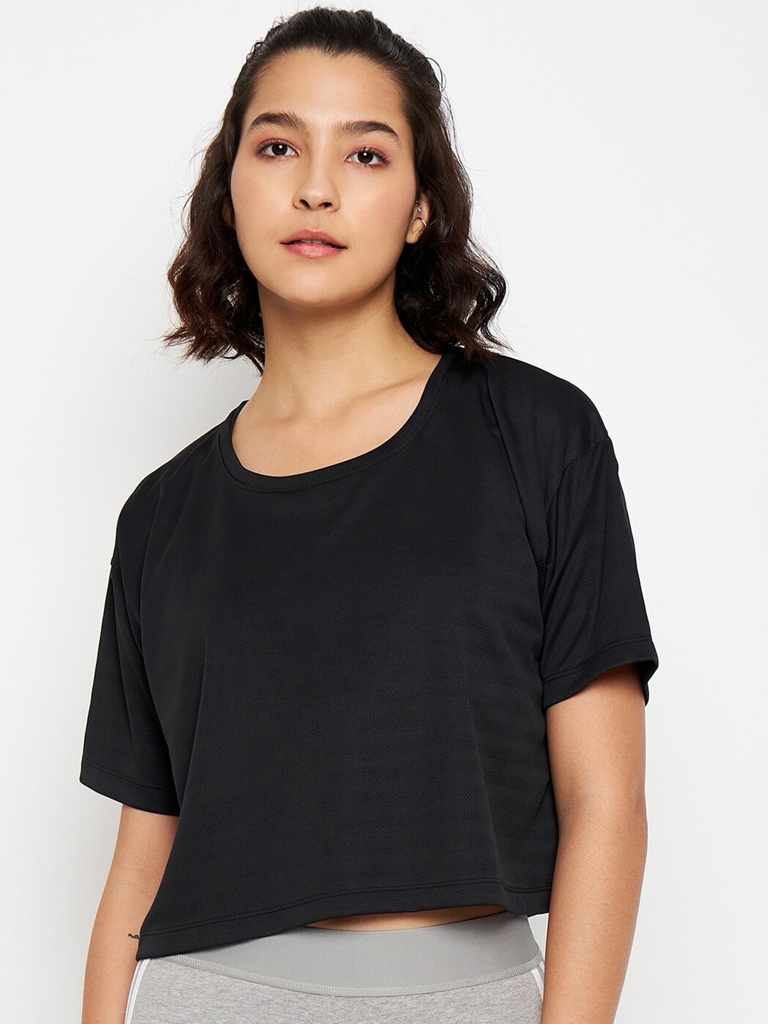 

PERFKT-U Round Neck Boxy Fit Crop T-shirt, Black