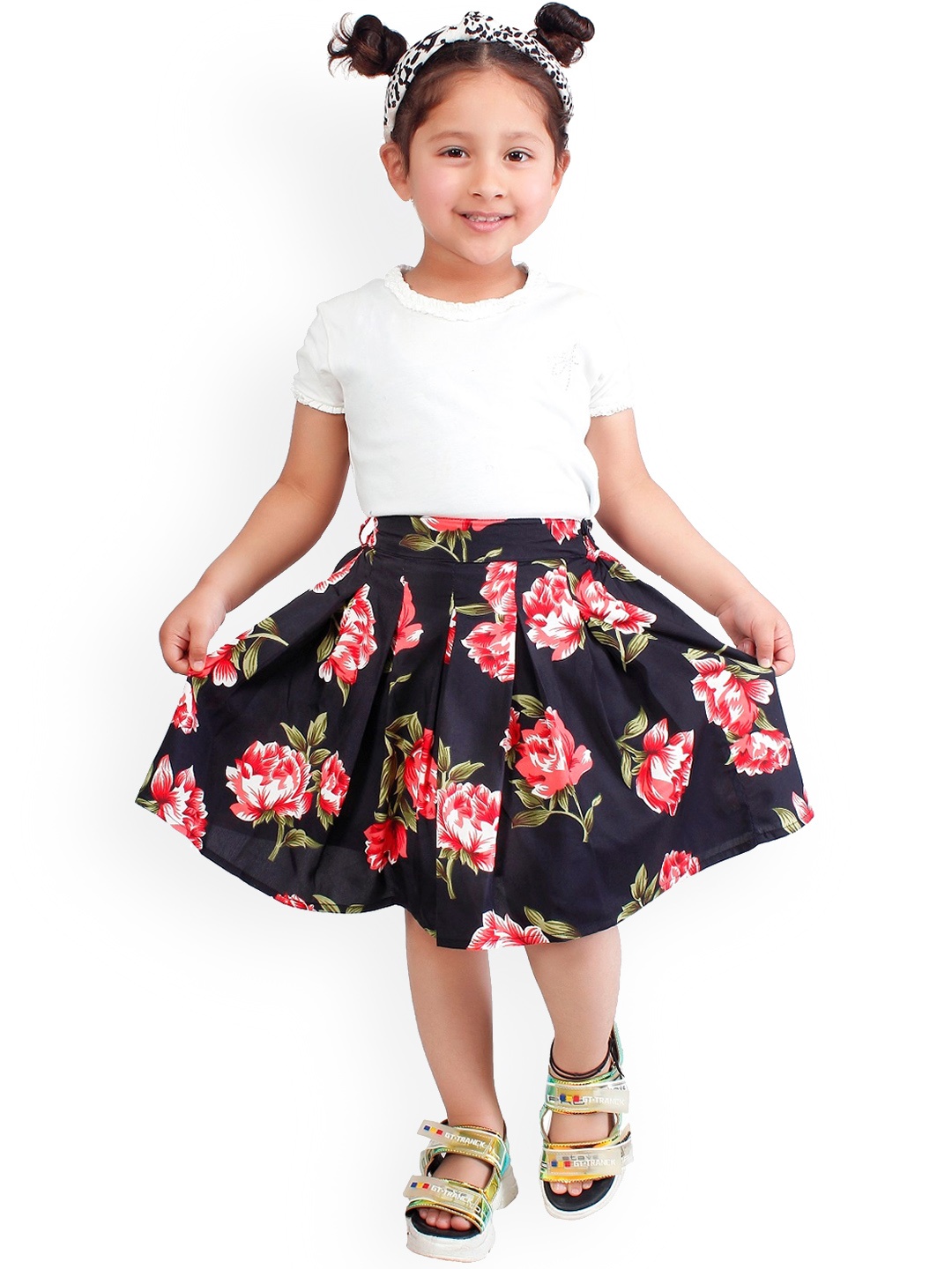 

R Cube Girls Floral Printed Knee Length Flared Skirt, Black