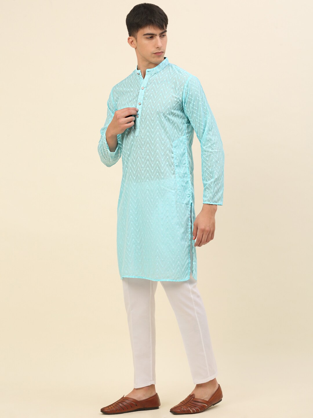 

Anouk Turquoise Blue Chevron Embroidered Pure Cotton Kurta with Pyjamas