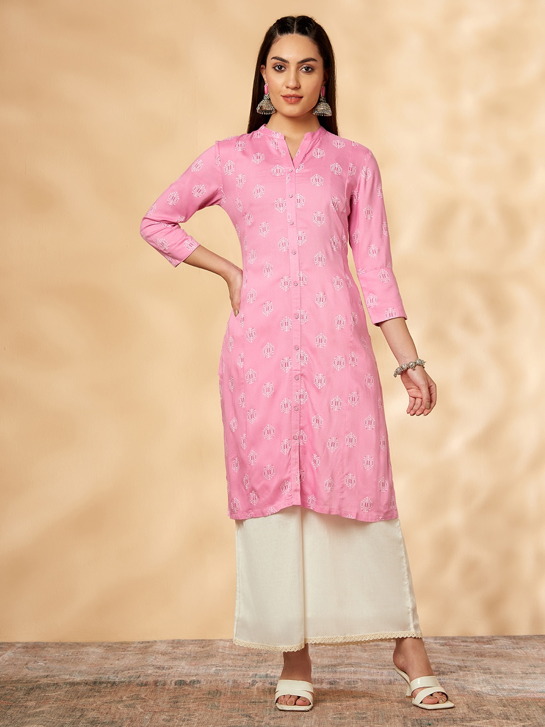 

IMARA Ethnic Motifs Printed Mandarin Collar Kurta, Pink