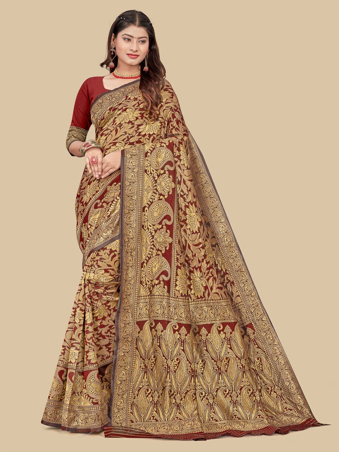 

Dori Paisley Printed Saree, Maroon