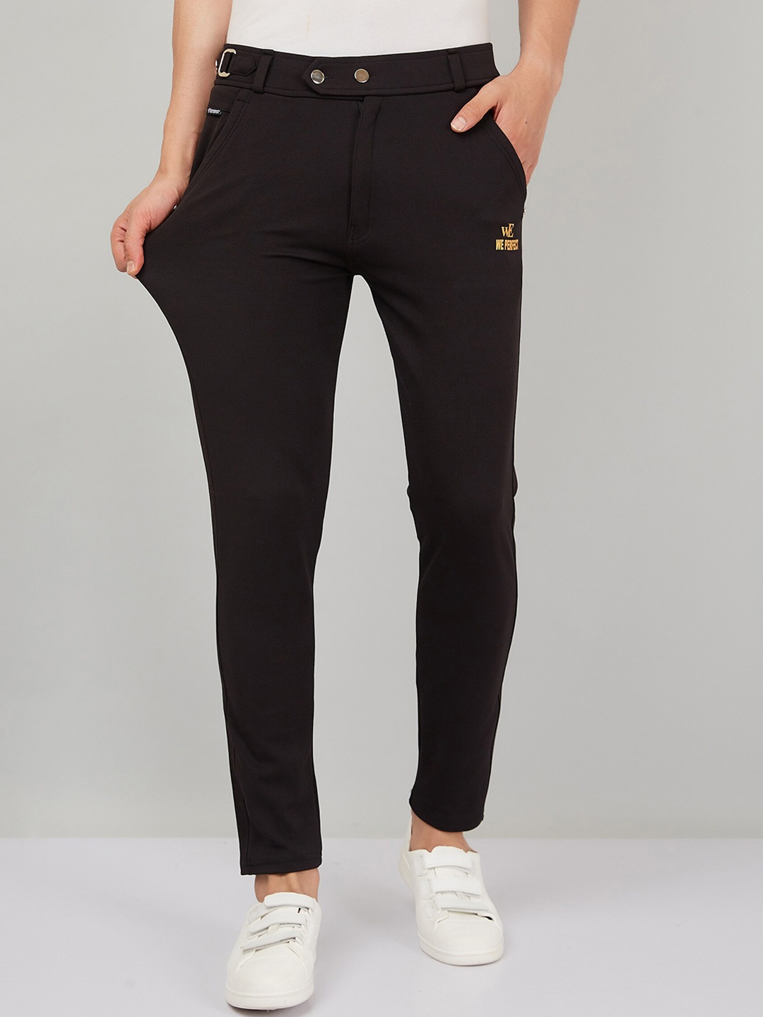 

WE PERFECT Men Mid-Rise Relaxed Straight Fit Cotton Chinos Trousers, Black