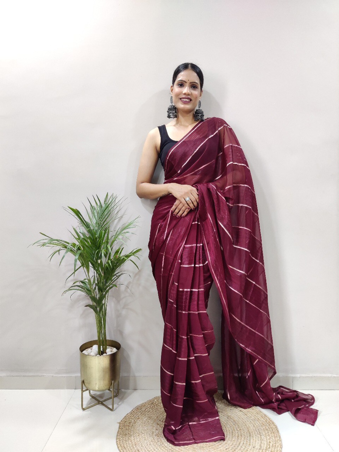 

VEERAX Striped Pure Silk Saree, Burgundy