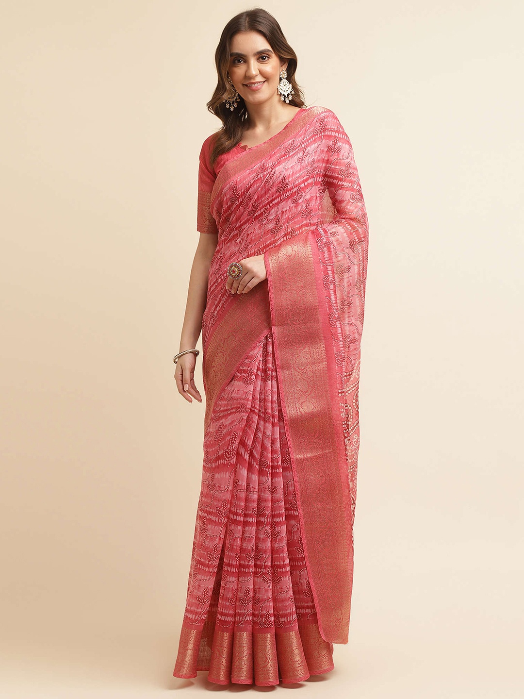 

Mitera Pink & Gold-Toned Bandhani Printed Zari Silk Cotton Banarasi Saree