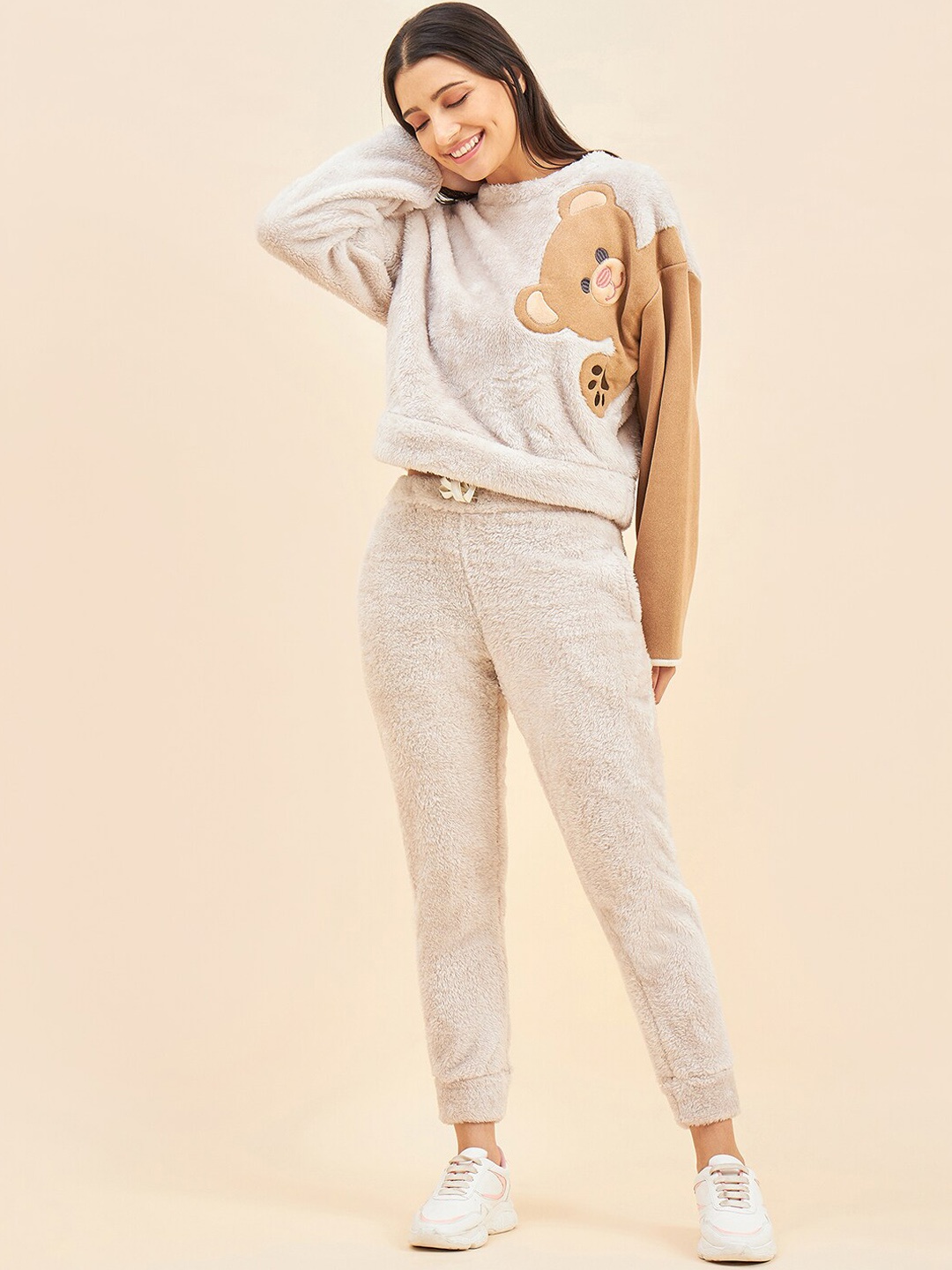 Sweet Dreams Women Beige & Brown Printed Tracksuit