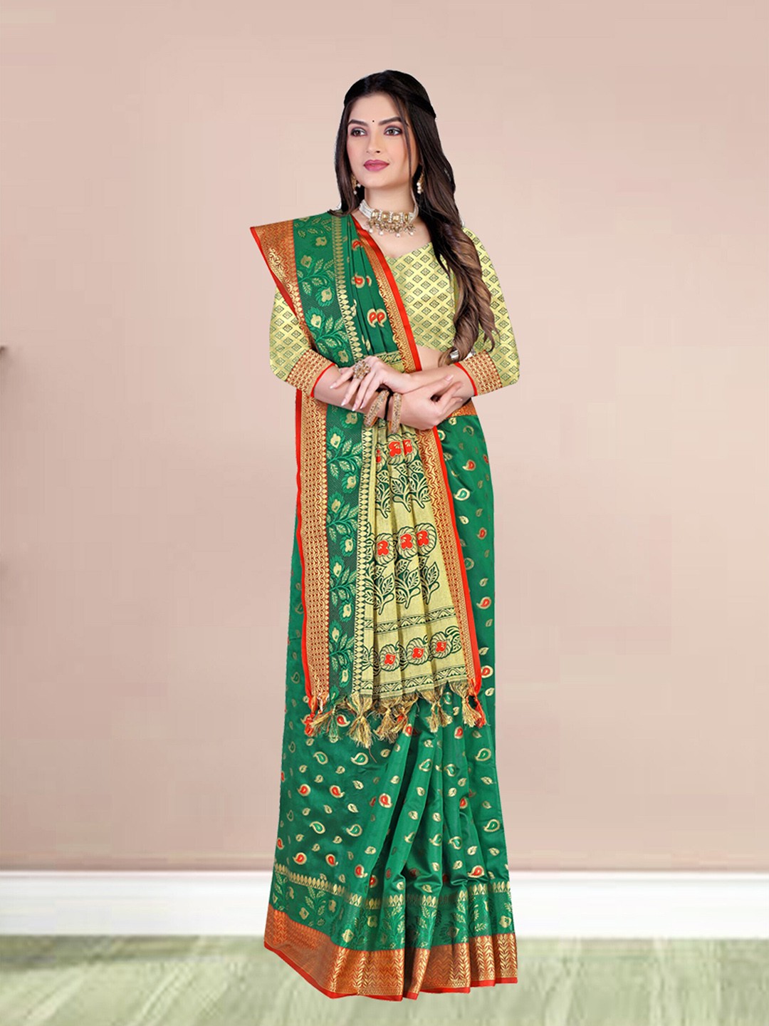 

N N ENTERPRISE Ethnic Motifs Woven Design Zari Kanjeevaram Saree, Green