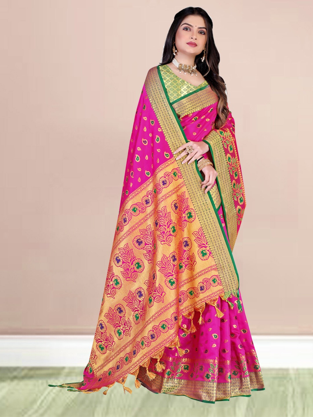 

N N ENTERPRISE Woven Design Zari Kanjeevaram Saree, Pink