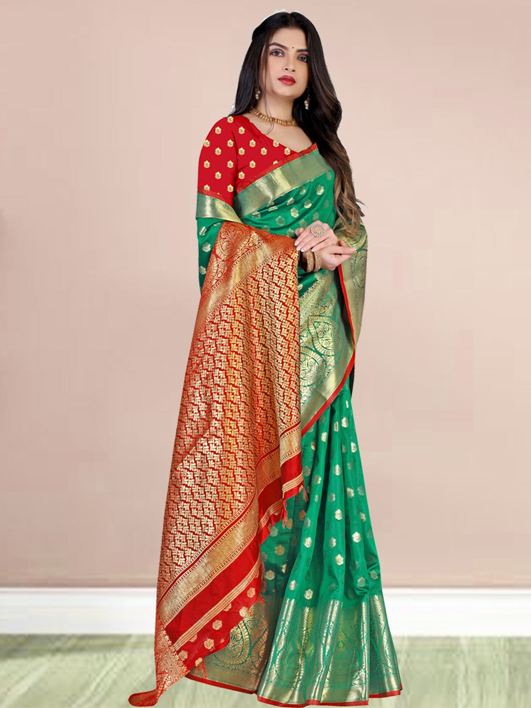 

N N ENTERPRISE Ethnic Motifs Woven Design Zari Kanjeevaram Saree, Green