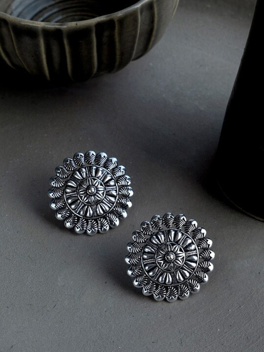 

Infuzze Silver-Plated Contemporary Studs Earrings