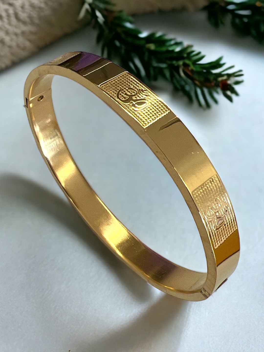 

MYKI Women Cubic Zirconia Gold-Plated Kada Bracelet
