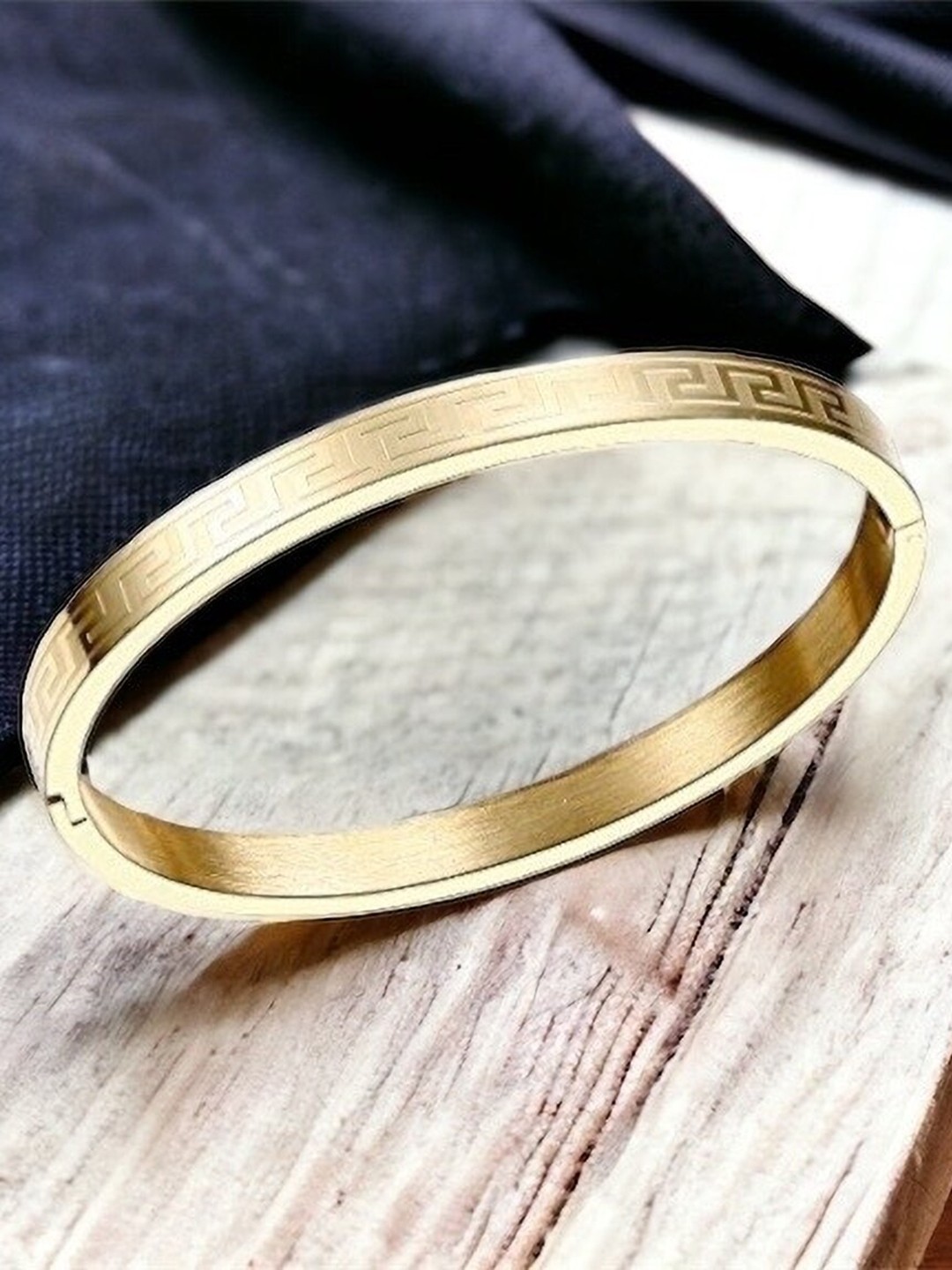 

MYKI Men Cubic Zirconia Rose Gold-Plated Bangle-Style Bracelet