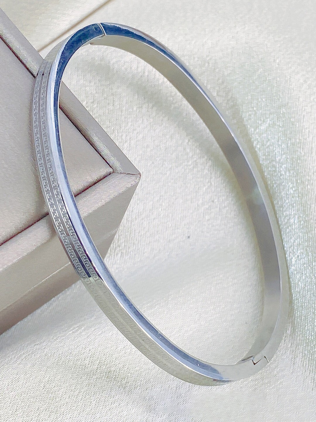 

MYKI Cubic Zirconia Silver-Plated Stainless Steel Cuff Bracelet