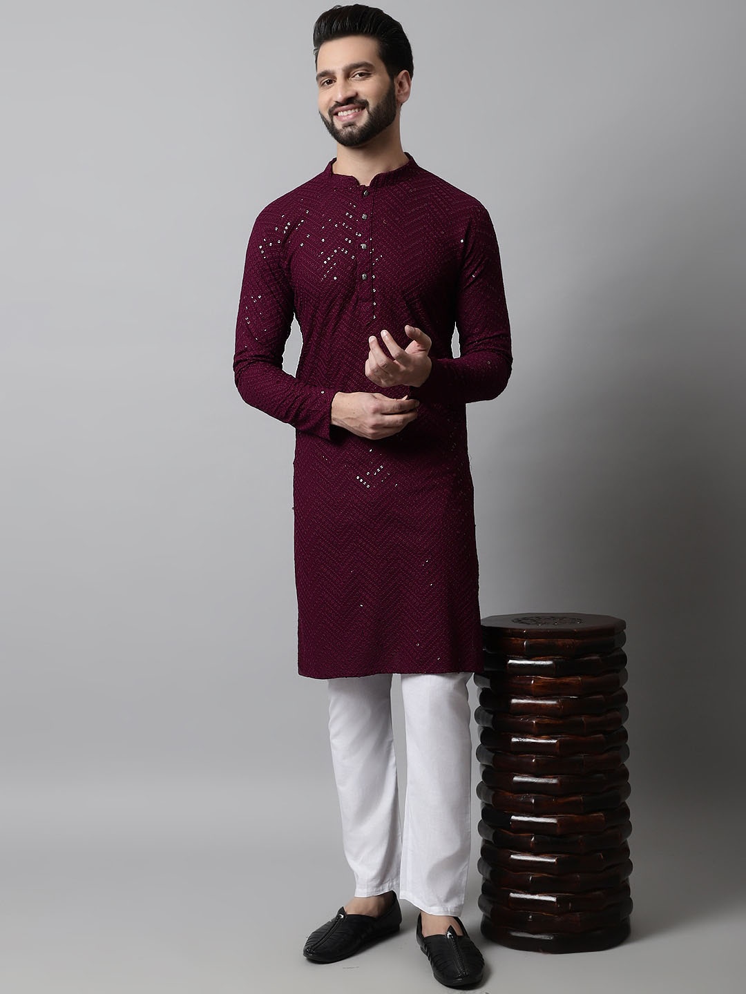 

Jompers Embellished Mandarin Collar Regular Sequined Pure Cotton Kurta with Pyjamas, Purple