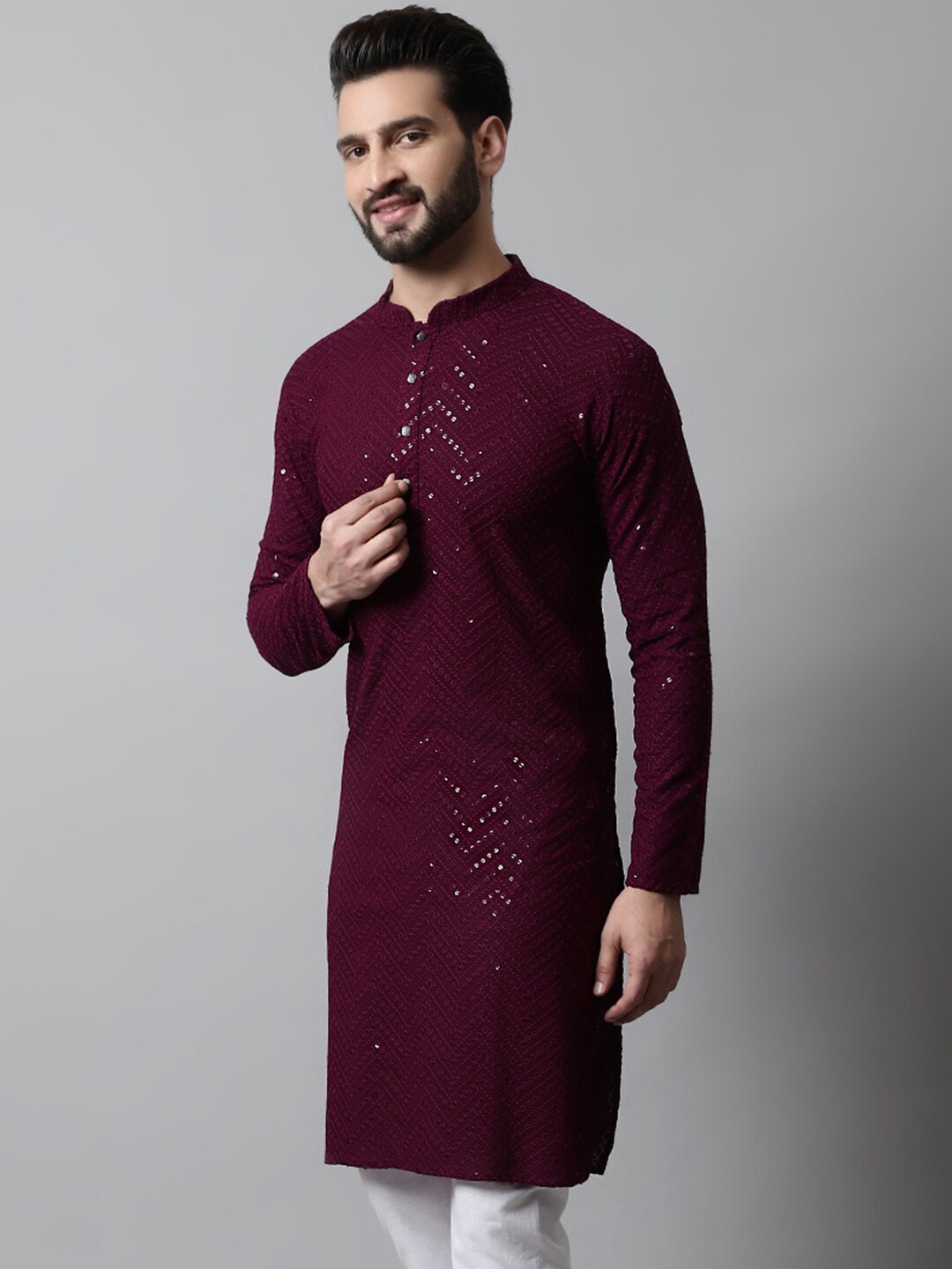 

Jompers Embroidered Mandarin Collar Sequined Pure Cotton Straight Kurta, Burgundy