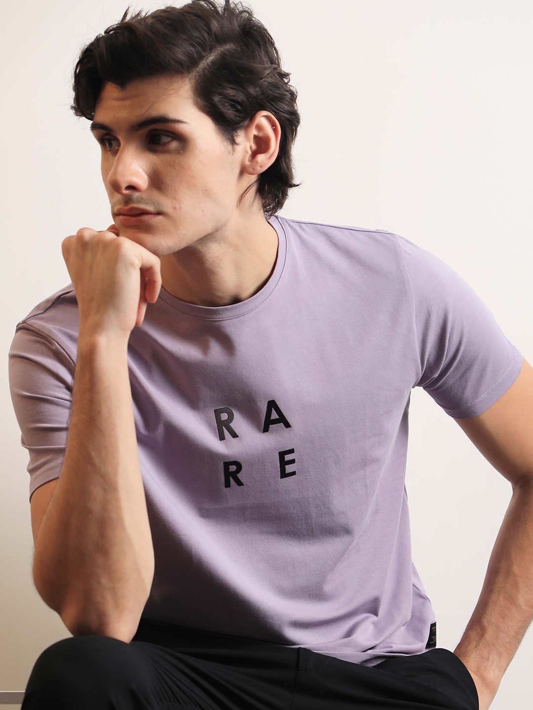 

RARE RABBIT Men Lalyy Typography Printed Slim Fit Cotton T-Shirt, Lavender