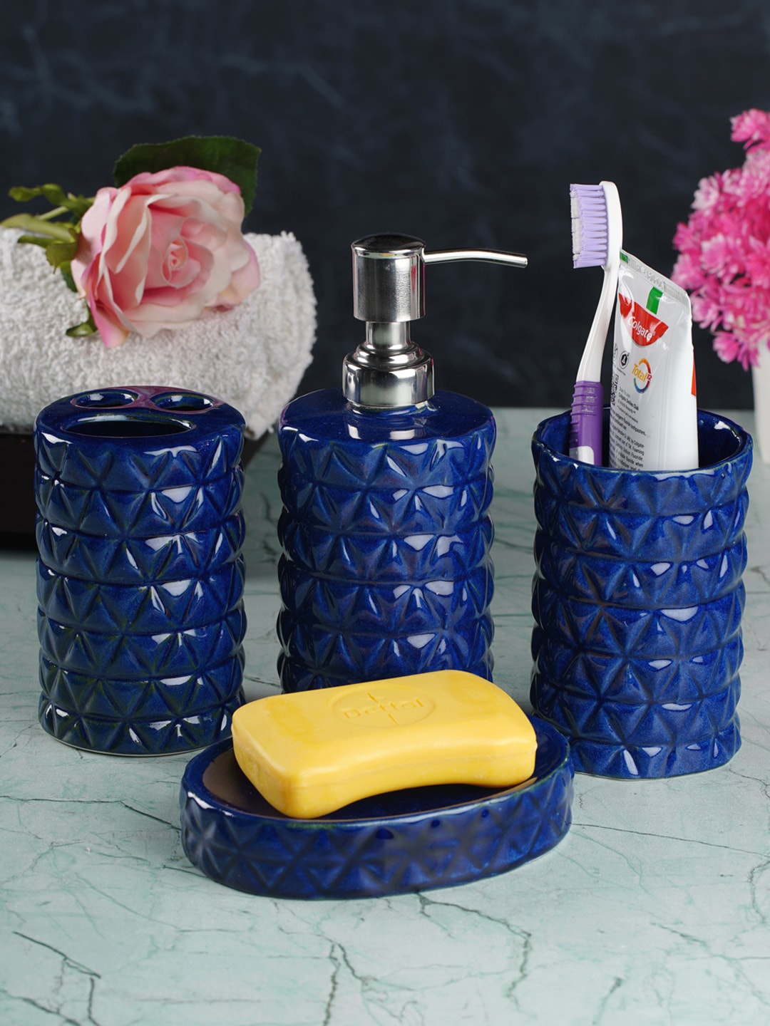 

CDI Blue 4-Pieces Textured Bathroom Accessories Set