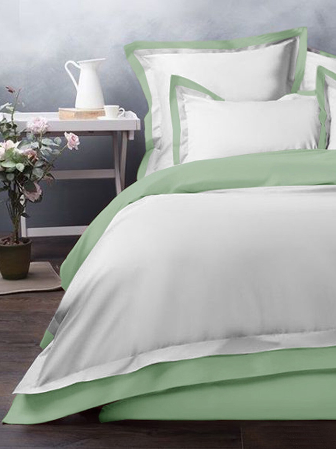 

THE WHITE MOSS White & Green Microfiber AC Room 150 GSM Double Bed Comforter