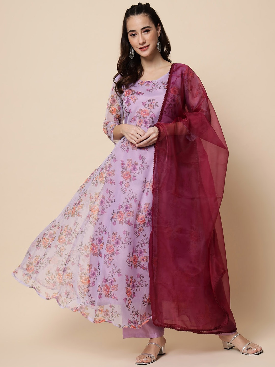 

Hinayat Fashion Floral Printed Regular Kurta & Trousers With Dupatta, Purple