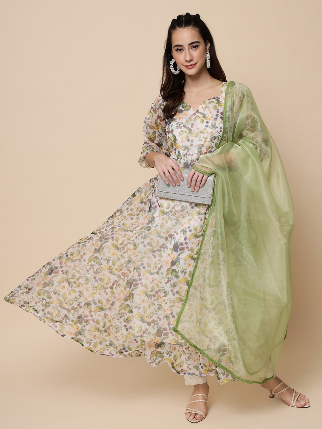 

Hinayat Fashion Floral Printed Regular Kurta & Trousers With Dupatta, Green