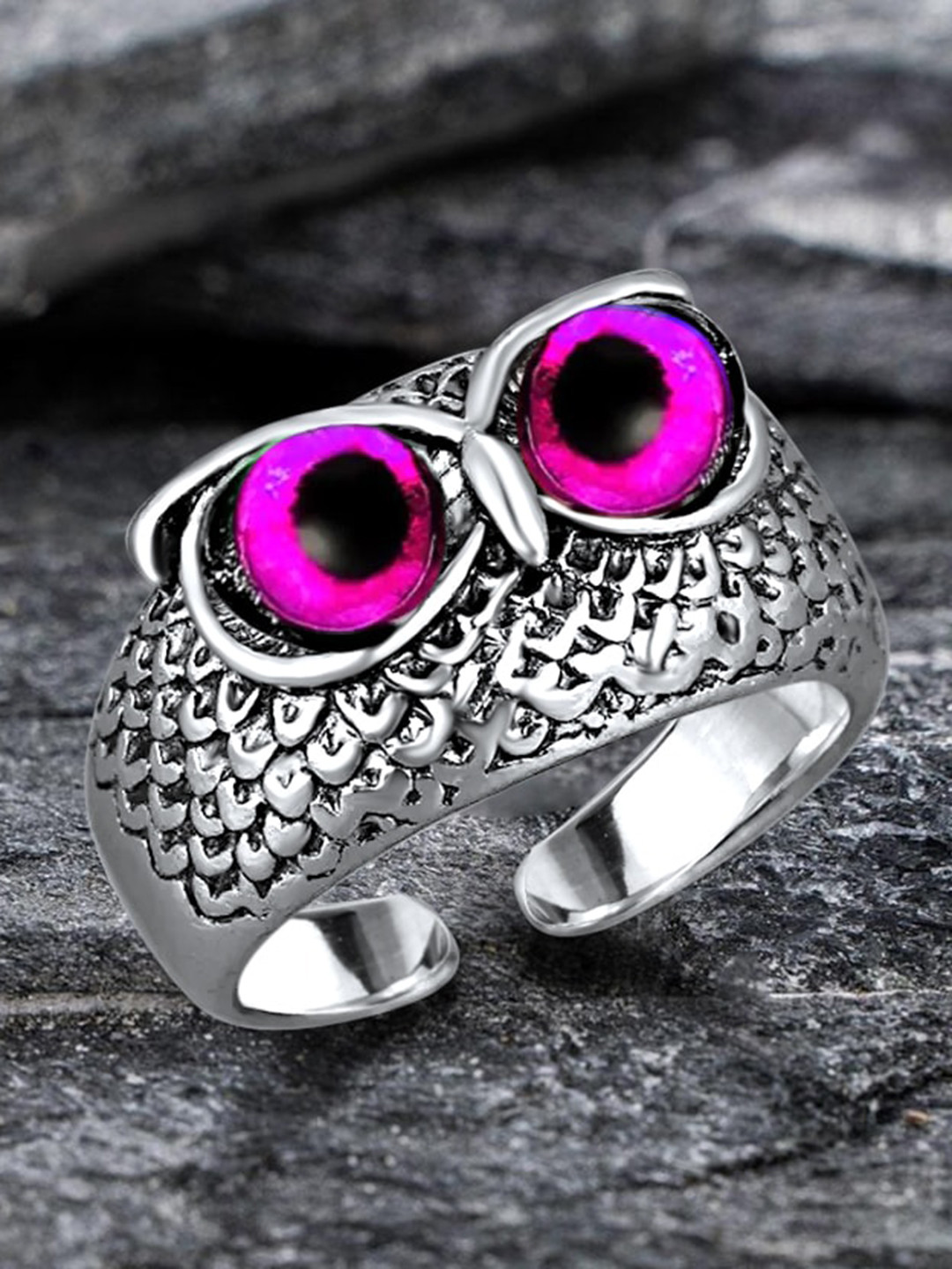 

MEENAZ Stainless Steel Owl Eye Textured Finger Ring, Silver